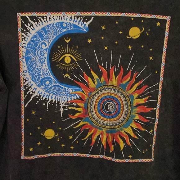 Junior’s size Medium T-shirt. Caution To The Wind brand. - Picture 2 of 3